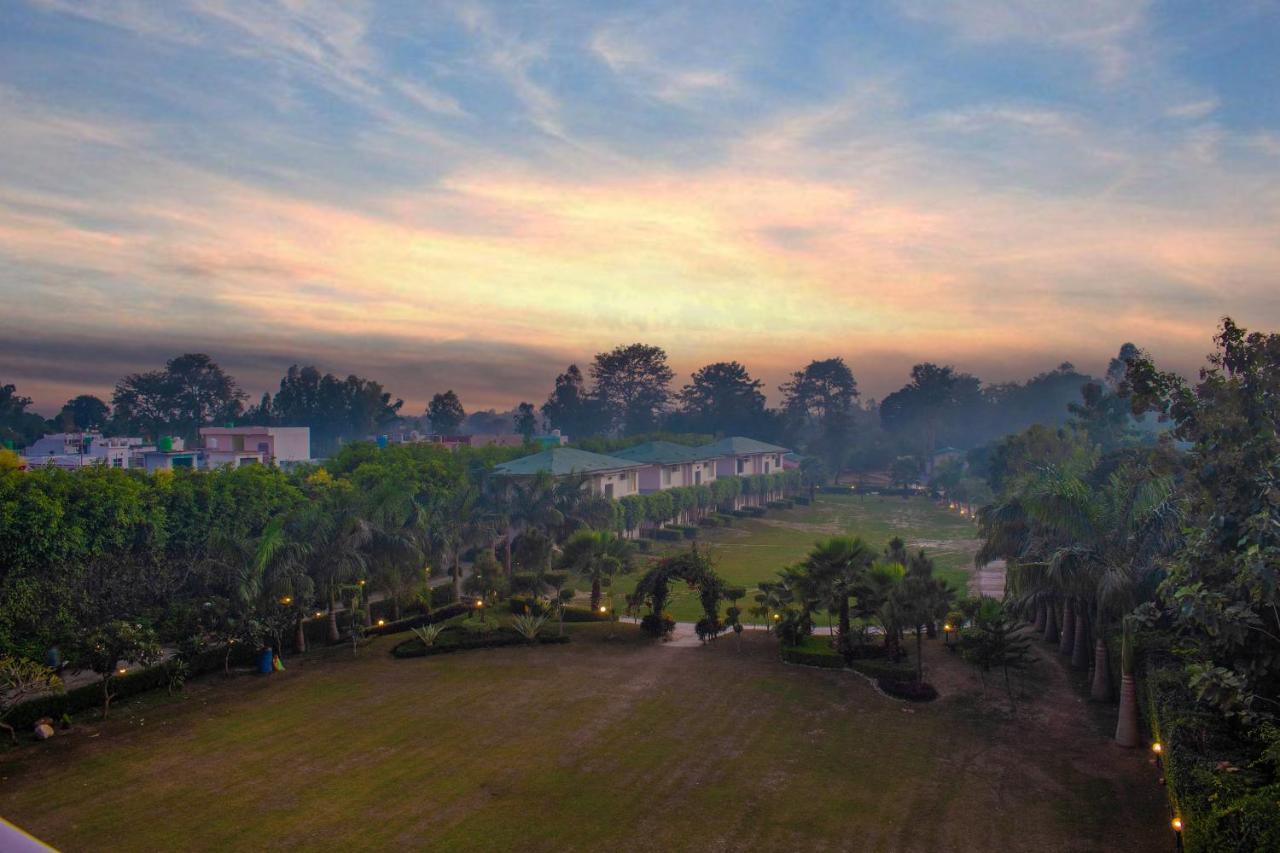 The Tattwaa Corbett Spa And Resort Rāmnagar Exterior foto